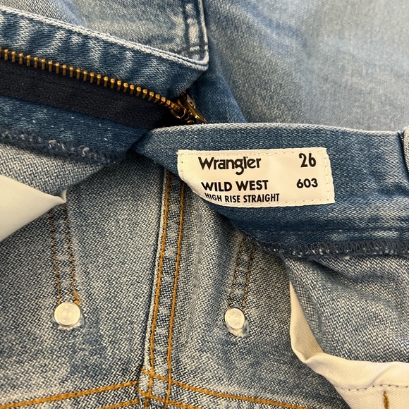 Wrangler Women's Size 26 X 28 Wild West 603 High Rise Straight Denim Jeans - Picture 11 of 12